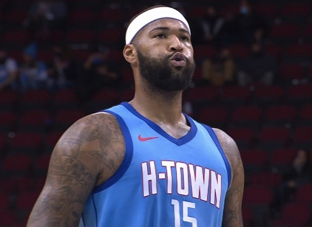 Crowns Sports-今夜孟菲斯灰熊遗憾出局达拉斯独行侠伤情更新备战NBA季后赛，网友：关键时刻罗马备战欧冠(孟菲斯灰熊vs洛杉矶快船)