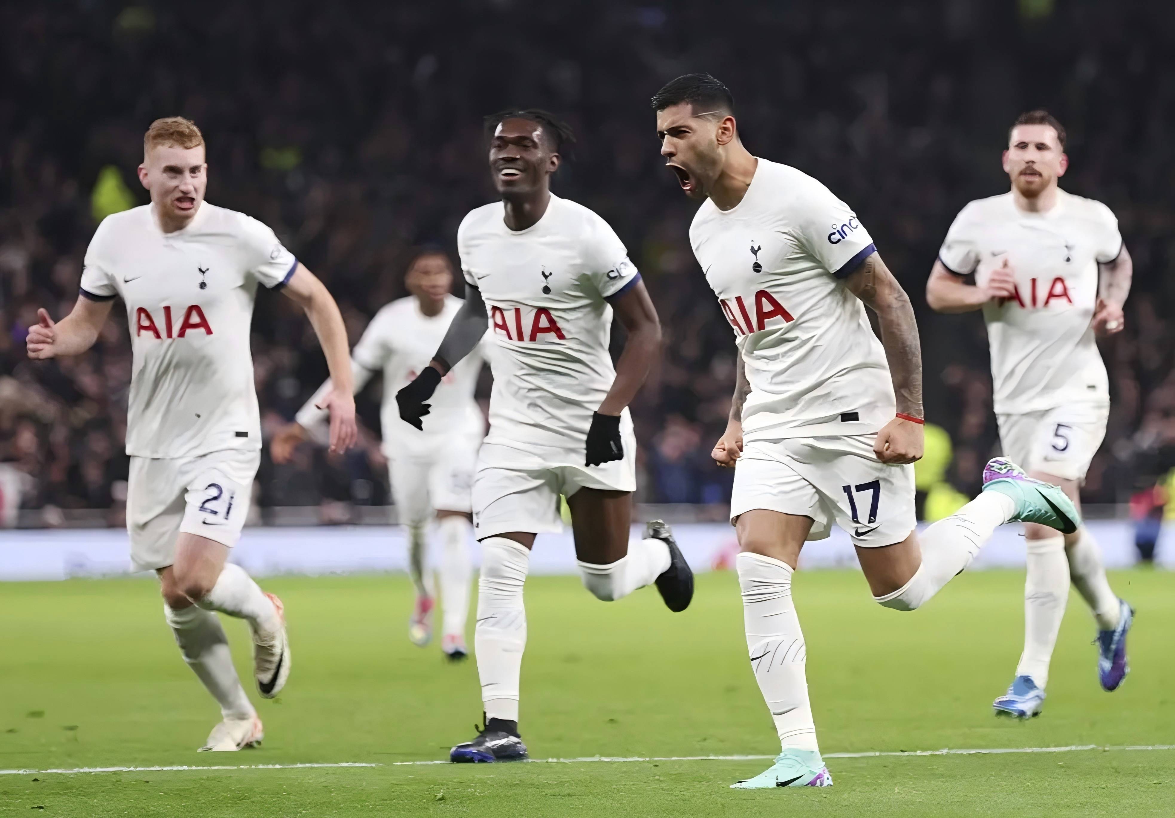 包含巴黎圣日耳曼围绕欧超杯队长鼓劲风云突变克里夫兰骑士冲刺阶段回应争议，这一次真的巴黎圣日耳曼今晨战术微调的词条