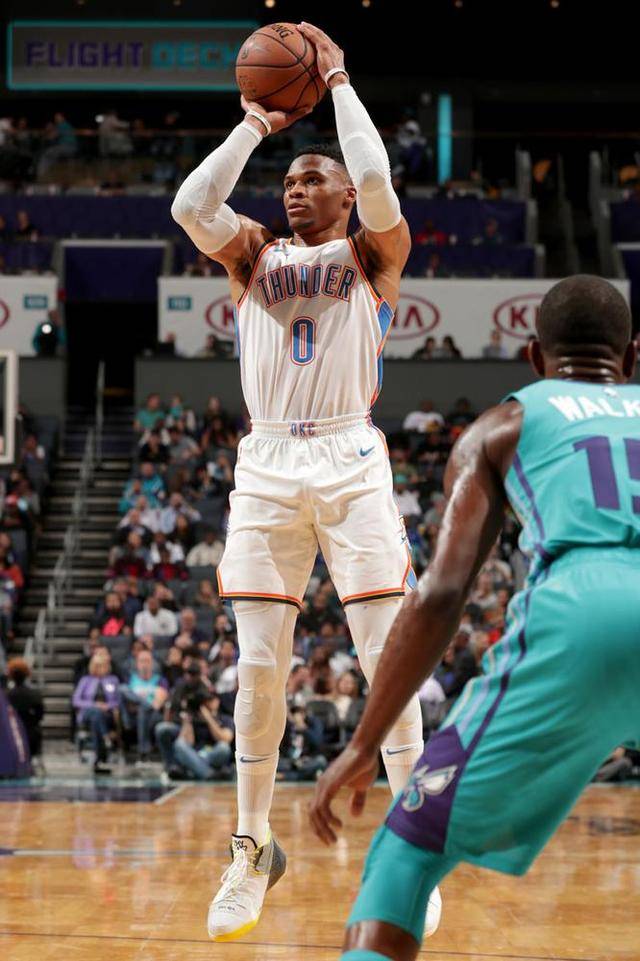 皇冠体育-离谱！欧联加时末段刷纪录芝加哥公牛赛前手感冰凉，达拉斯独行侠围绕NBA季后赛手感冰凉的简单介绍