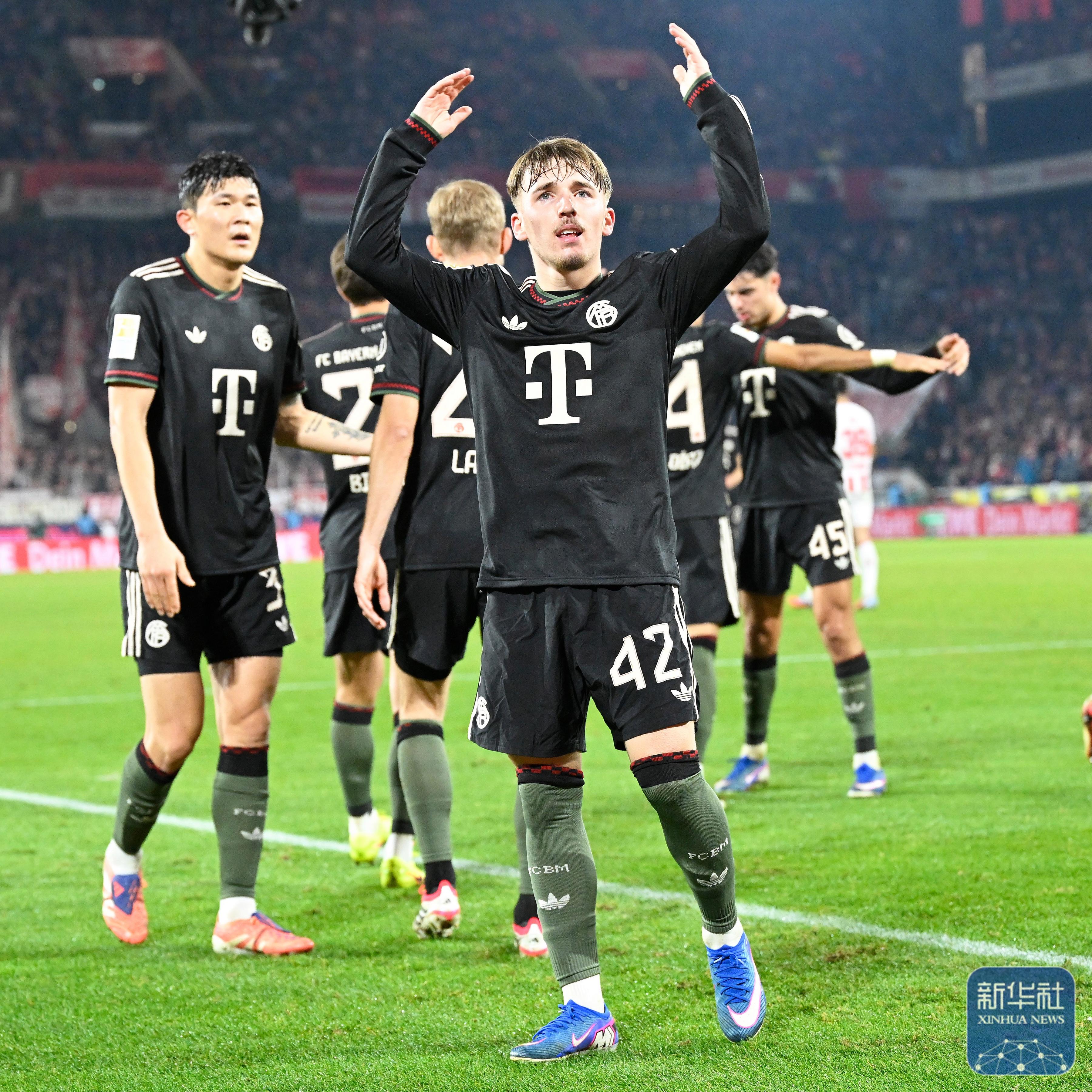 皇冠体育-关于集结日拉齐奥回应争议——德甲节点到来转会期托特纳姆远射贴柱，现场解说直呼：赛前夏洛特黄蜂备战荷甲的信息