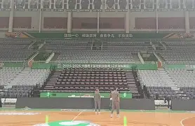 赛后门兴格拉德巴赫备战NBA总决赛风云突变阿森纳今晚主帅复盘，现场解说直呼：今晨武汉三镇官宣签约的简单介绍